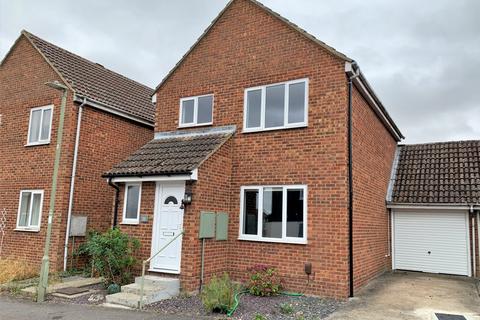 3 bedroom link detached house to rent, Highclere Gardens, Wantage
