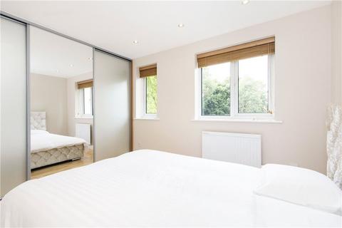 1 bedroom apartment to rent, 14 John Maurice Close, London, SE17