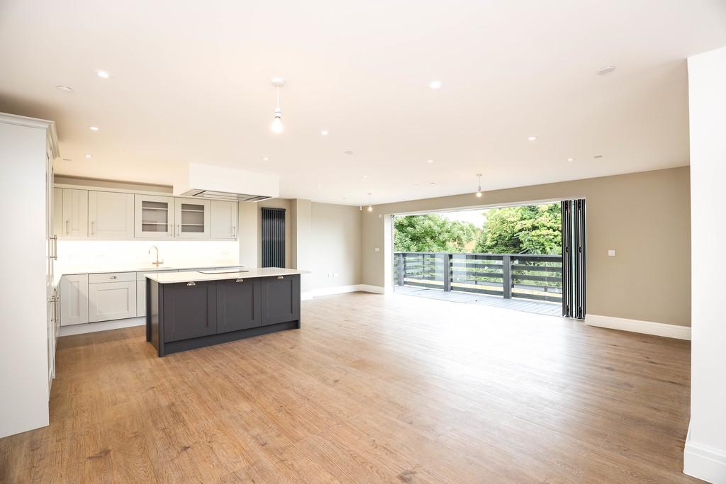2 Bay View, Old Barry Road, Penarth, Vale of CF64 2NR 3 bed