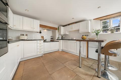 55b Fore Street, Buckfastleigh, TQ11 0BS