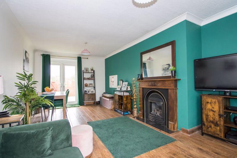 Hayes Road, Sully 3 bed semidetached house for sale £230,000