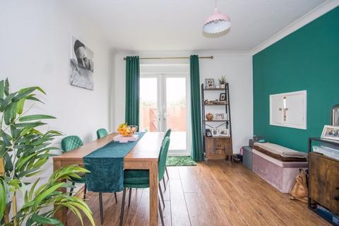 3 Hayes Road, Sully, Penarth, CF64 5SE