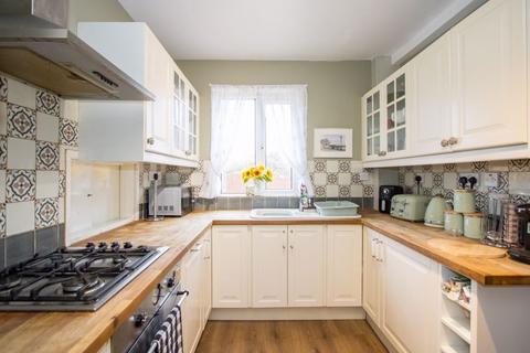 3 Hayes Road, Sully, Penarth, CF64 5SE