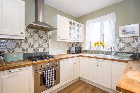 3 Hayes Road, Sully, Penarth, CF64 5SE