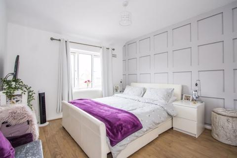 3 Hayes Road, Sully, Penarth, CF64 5SE