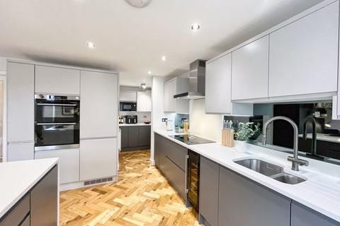 27 Heol Healey, Coity, Bridgend, CF35 6GW