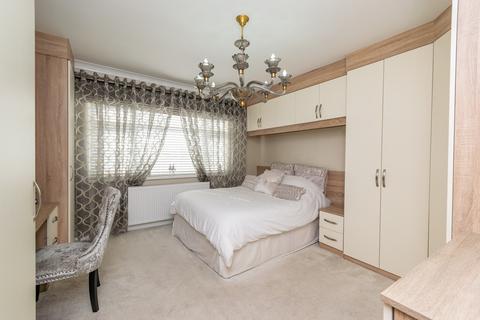 3 bedroom detached bungalow for sale - Elmhurst Road, Lytham St Annes, FY8
