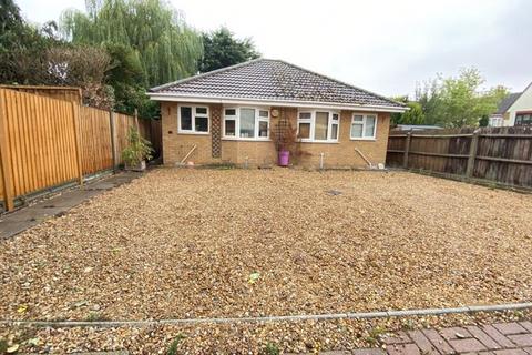 1 bedroom bungalow to rent, The Highway, Great Staughton