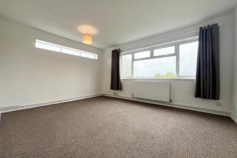 2 bedroom flat to rent, Stratford Road, Shirley, Solihull, West Midlands, B90
