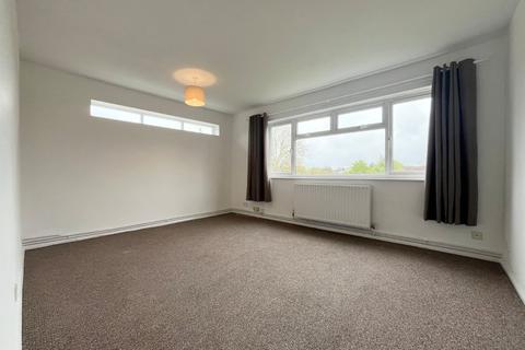 2 bedroom flat to rent, Stratford Road, Shirley, Solihull, West Midlands, B90
