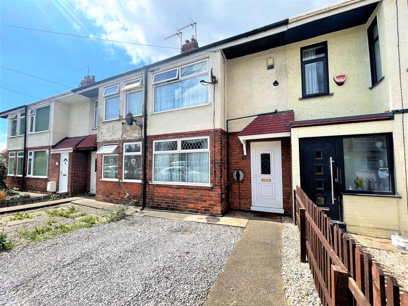 Kirklands Road, Hull, HU5 2 bed terraced house £140,000