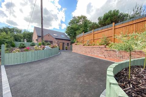 11 Cinderhill Lane, Scholar Green, Stoke-on-trent, ST7 3HX