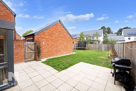 4 bedroom detached house for sale, Juno Road, St Leonards, Ringwood, BH24