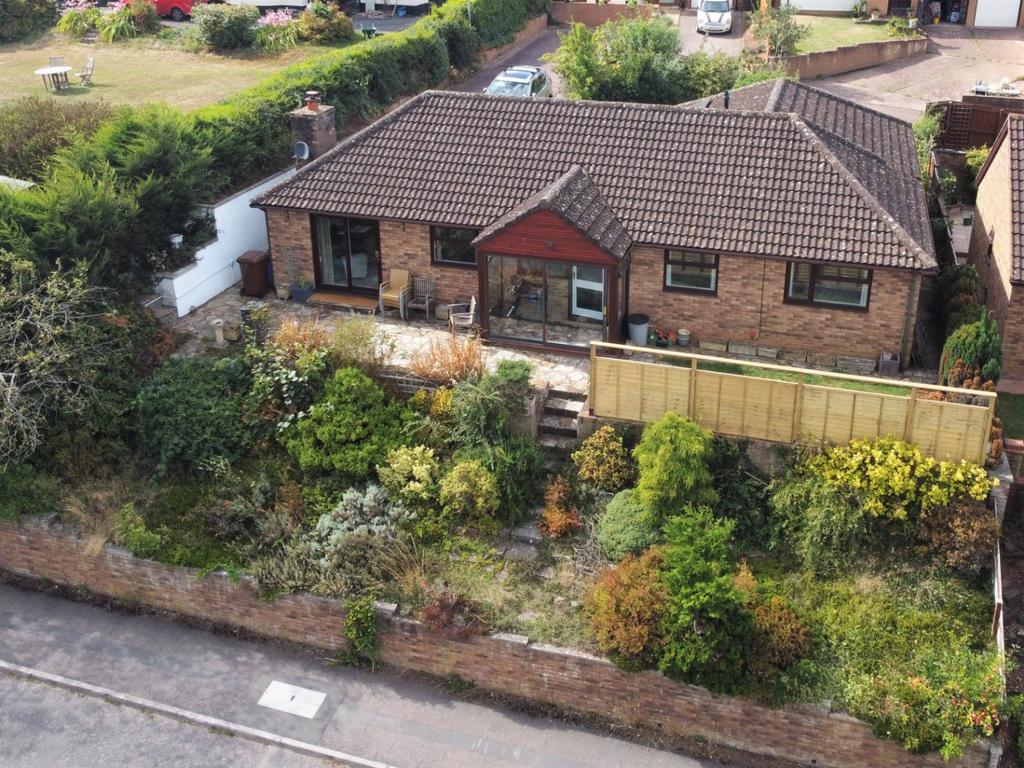 The Spinney, Uffculme, Cullompton, Devon, EX15 4 bed bungalow for sale