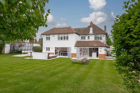 47 Ewell Downs Road, Epsom, KT17 3BU