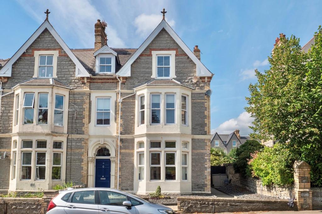 Westbourne Road, Penarth 1 bed flat - £210,000