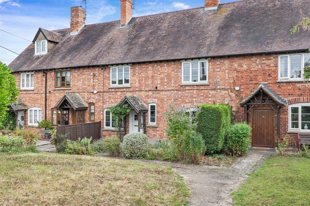Main Street, Dumbleton, Evesham 3 bed terraced house £395,000