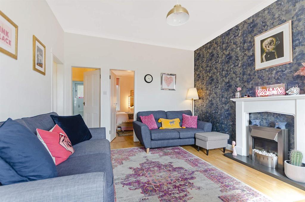 12a, GFR Albany Street, Dunfermline, KY12 0RA 1 bed ground floor flat