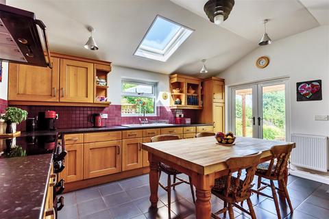 Edell Broad Street, Black Torrington, Beaworthy, EX21 5PT
