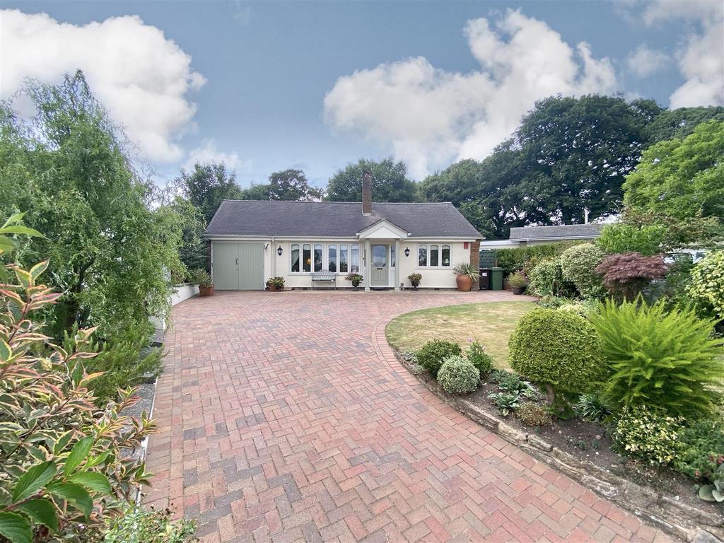 Mount Avenue, Stone 2 bed detached bungalow for sale £399,950