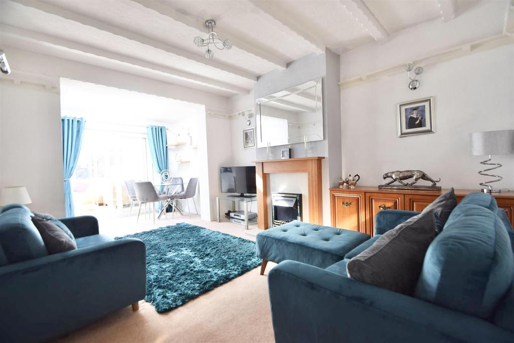 Fairfield Drive, Whitley Bay 2 bed semidetached bungalow £305,000