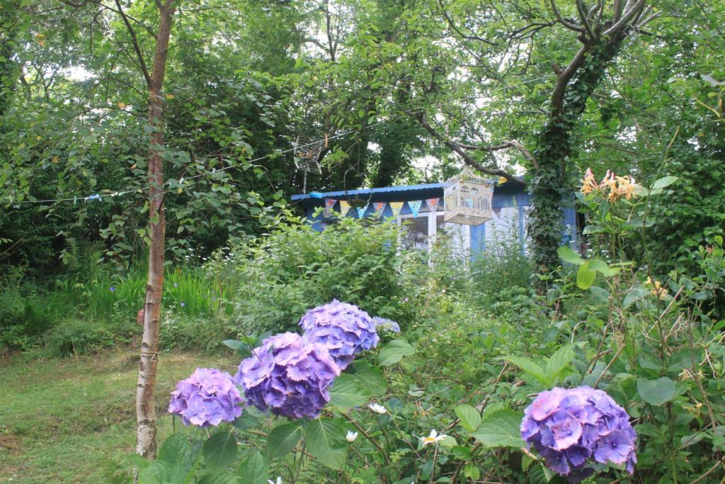 Summer House/ Garden Room