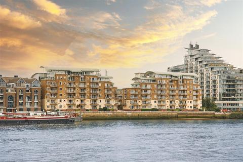 Flat 8, Sherwood Court Chatfield Road, London, SW11 3UY
