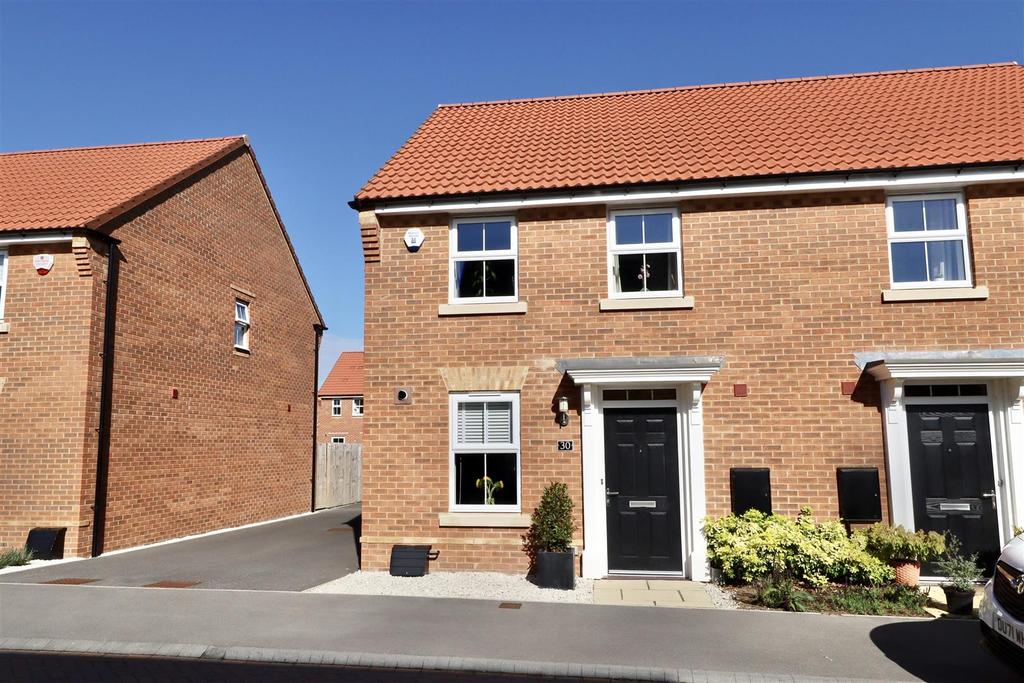 Salvin Road, Stamford Bridge, York 3 bed semidetached house £280,000