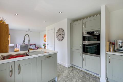 10 Bloom Drive, Wetherby, LS22 6AR