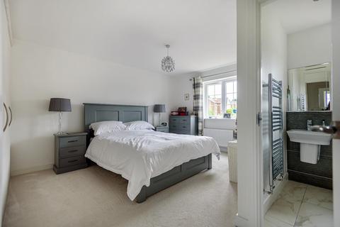 10 Bloom Drive, Wetherby, LS22 6AR