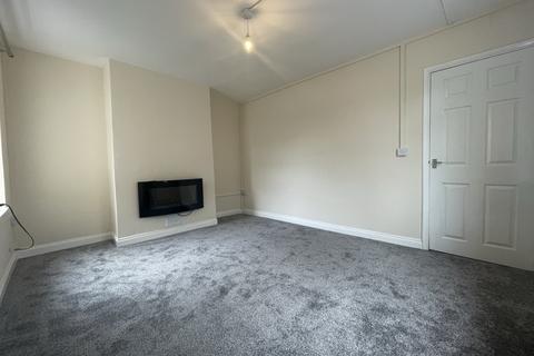 1 bedroom flat to rent, Victoria Street, Burton on Trent, DE14