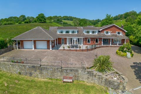 8 bedroom detached house for sale, Well Lane, Llanvair Discoed, Chepstow