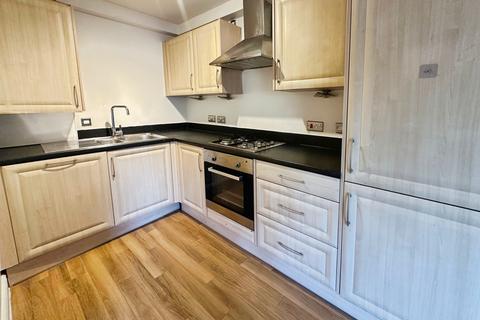 2 bedroom apartment to rent, City Road, Chester Green, Derby, DE1