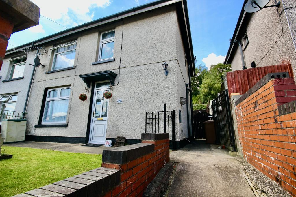 Woodfield Terrace, TiryBerth, Hengoed 3 bed semidetached house £
