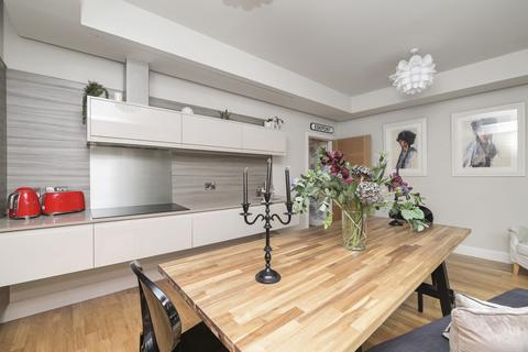 13 Esk Point, Dalkeith, EH22 1HW
