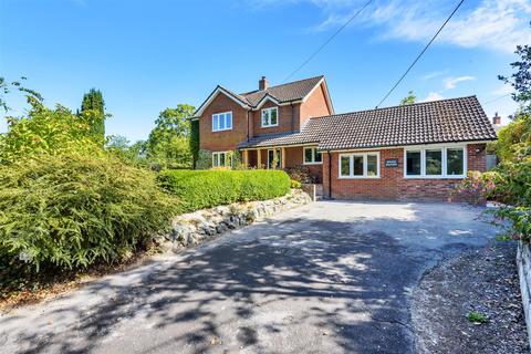 4 bedroom detached house for sale - Drewitts Lane, All Cannings