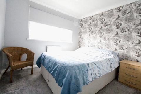 81 The Oval, Dunscroft, Doncaster, DN7 4EA