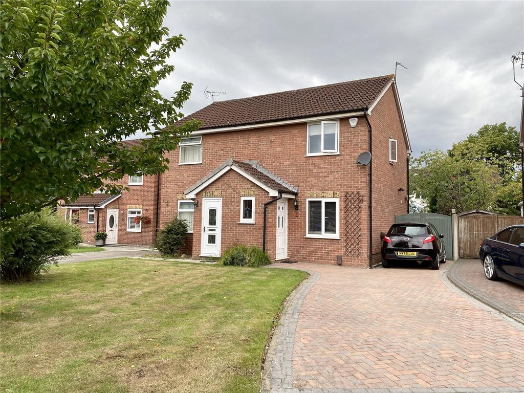 Uppermill Drive, Burnage, Manchester, M19 2 bed semidetached house for