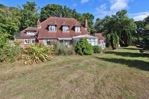 Ipley House Broadmead, Sway, Lymington, SO41 6DH
