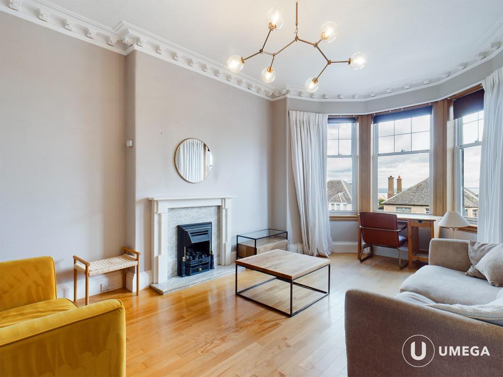 Wakefield Avenue, Craigentinny, Edinburgh, EH7 4 bed flat £2,000 pcm