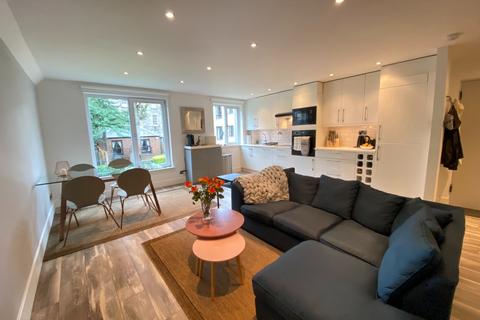 undefined, Lochrin Place, Tollcross, Edinburgh, EH3