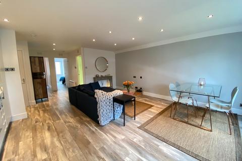 undefined, Lochrin Place, Tollcross, Edinburgh, EH3
