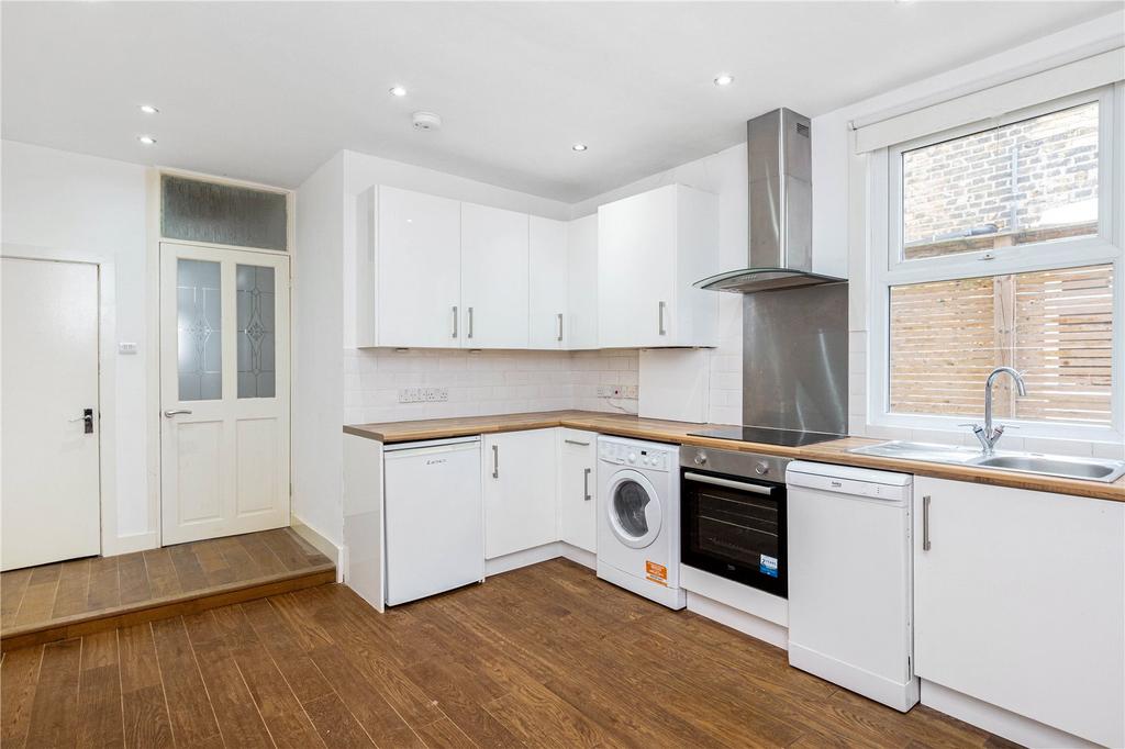 Cambray Road, London, SW12 1 bed flat £2,000 pcm (£462 pw)