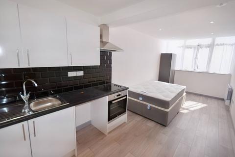 Studio to rent, London Road, Southampton SO15