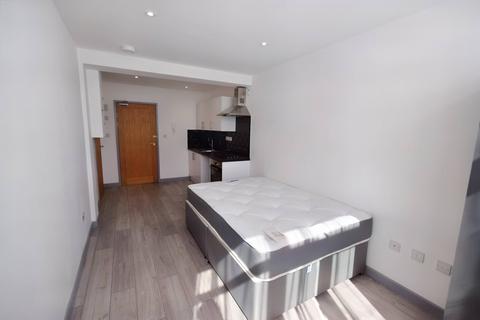 Studio to rent, London Road, Southampton SO15