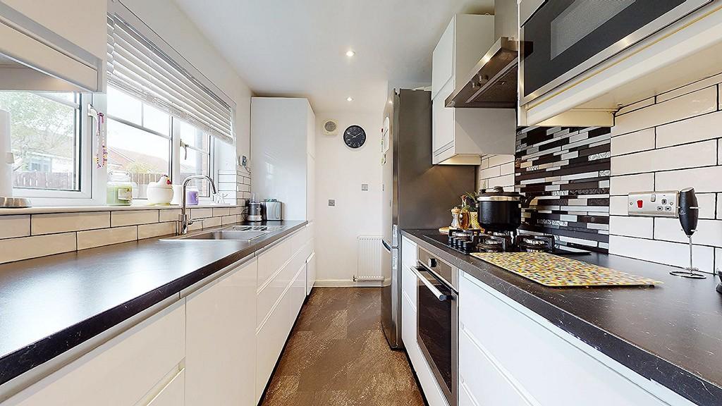 Hamilton Gardens, Armadale 3 bed detached house £245,000