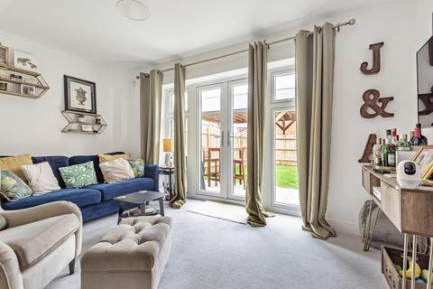2 bedroom semi-detached house for sale - Granadiers Road, Kings Barton