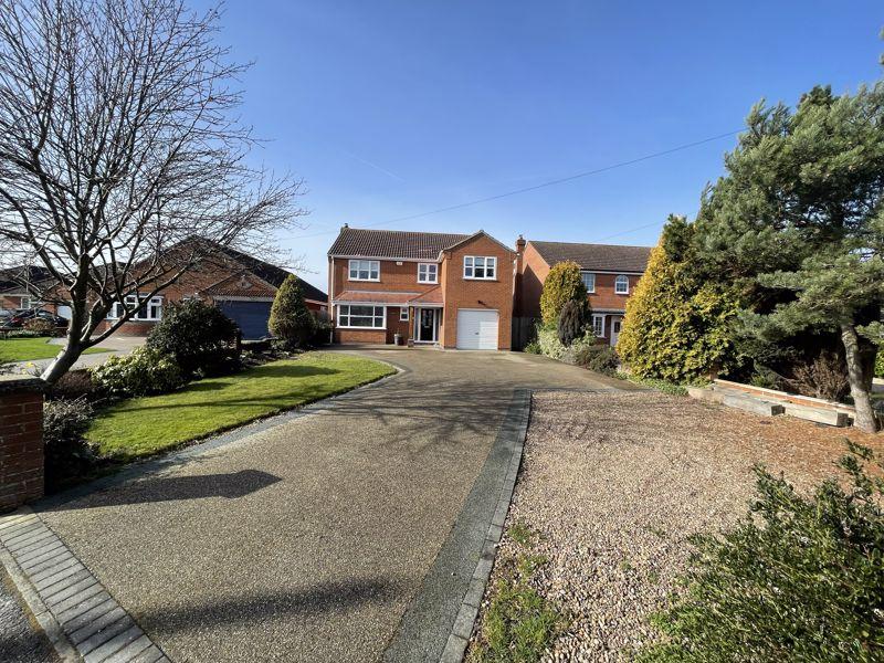 HIGHFIELD CLOSE, NORTH THORESBY 4 bed detached house for sale £395,000