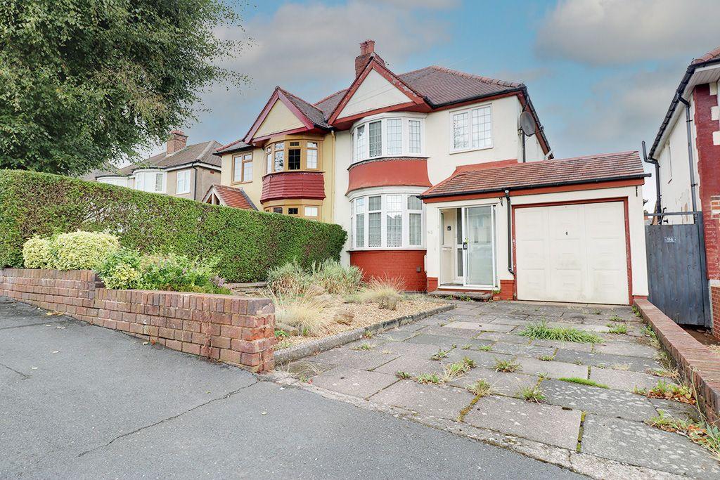 Park Av, Rowley Regis B65 9ET 3 bed semidetached house £215,000
