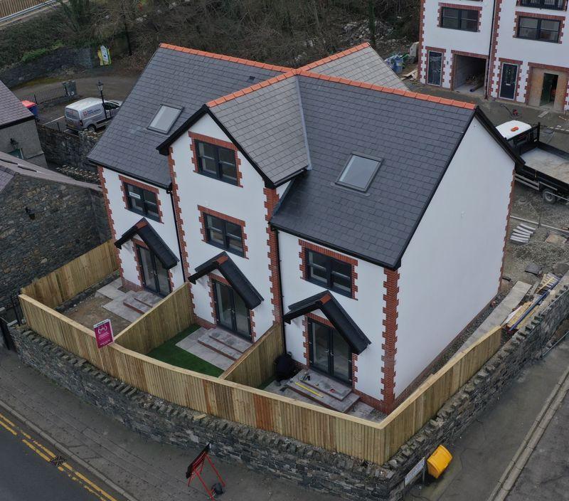 Penmaenmawr, Conwy 4 bed terraced house for sale £245,000
